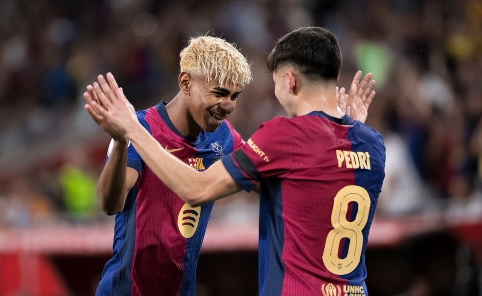 罗马诺：梅努可能在1月离开曼联，那不勒斯对租借他很感兴趣