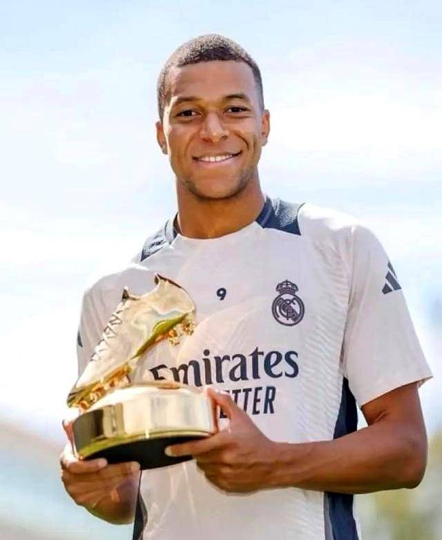 穆勒：我认为这场美职联决赛非常棒；再次见到梅西他们很开心