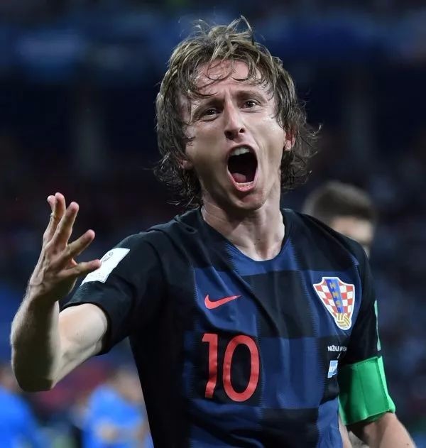 LNG官方：前KDF韩国中单BuLLDoG正式加盟