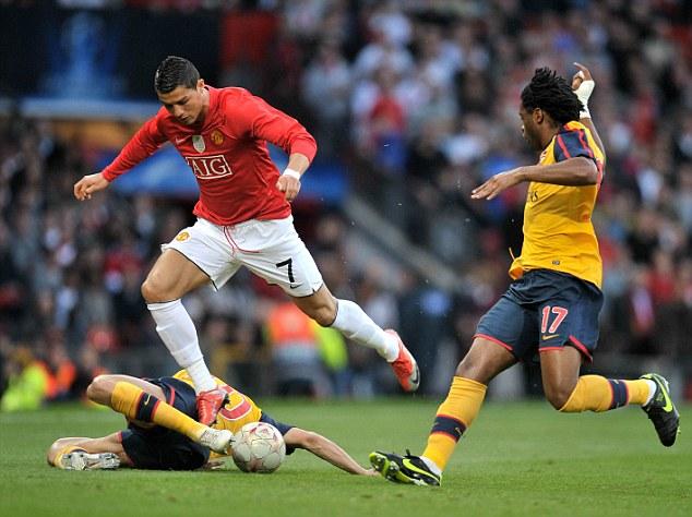 毛剑卿谈邵佳一执教国足：外教比较自我一些，支持足协的决定